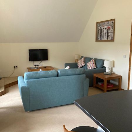 Springbank Apartment - Sleeps 4 - Pet Friendly Форт-Уильям Экстерьер фото